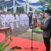 Bupati Tanjabtim Romi Haryanto saat melantik 45 Kepala Desa terpilih.