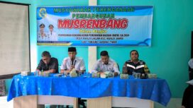 Pelaksanaan Musrenbang Desa Kuala Lagan berjalan lancar. Tampak Camat Kuala Jambi, Taufik Kurniawan, saat menyampaikan sambutan.