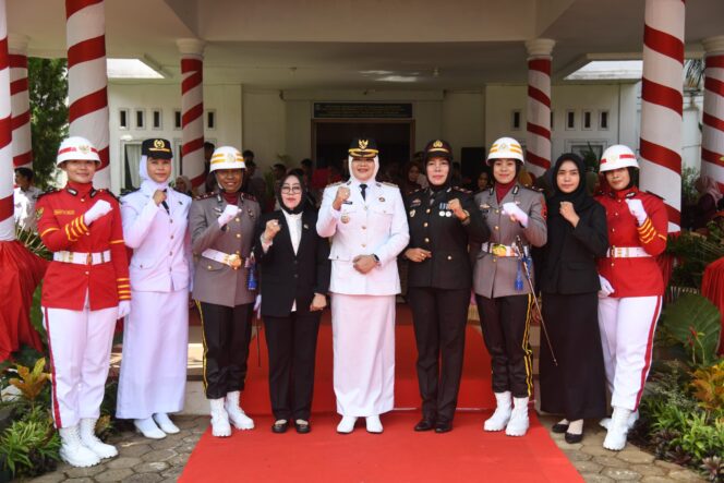 
 Perdana di Tanjab Timur, Semua Petugas Utama Perempuan